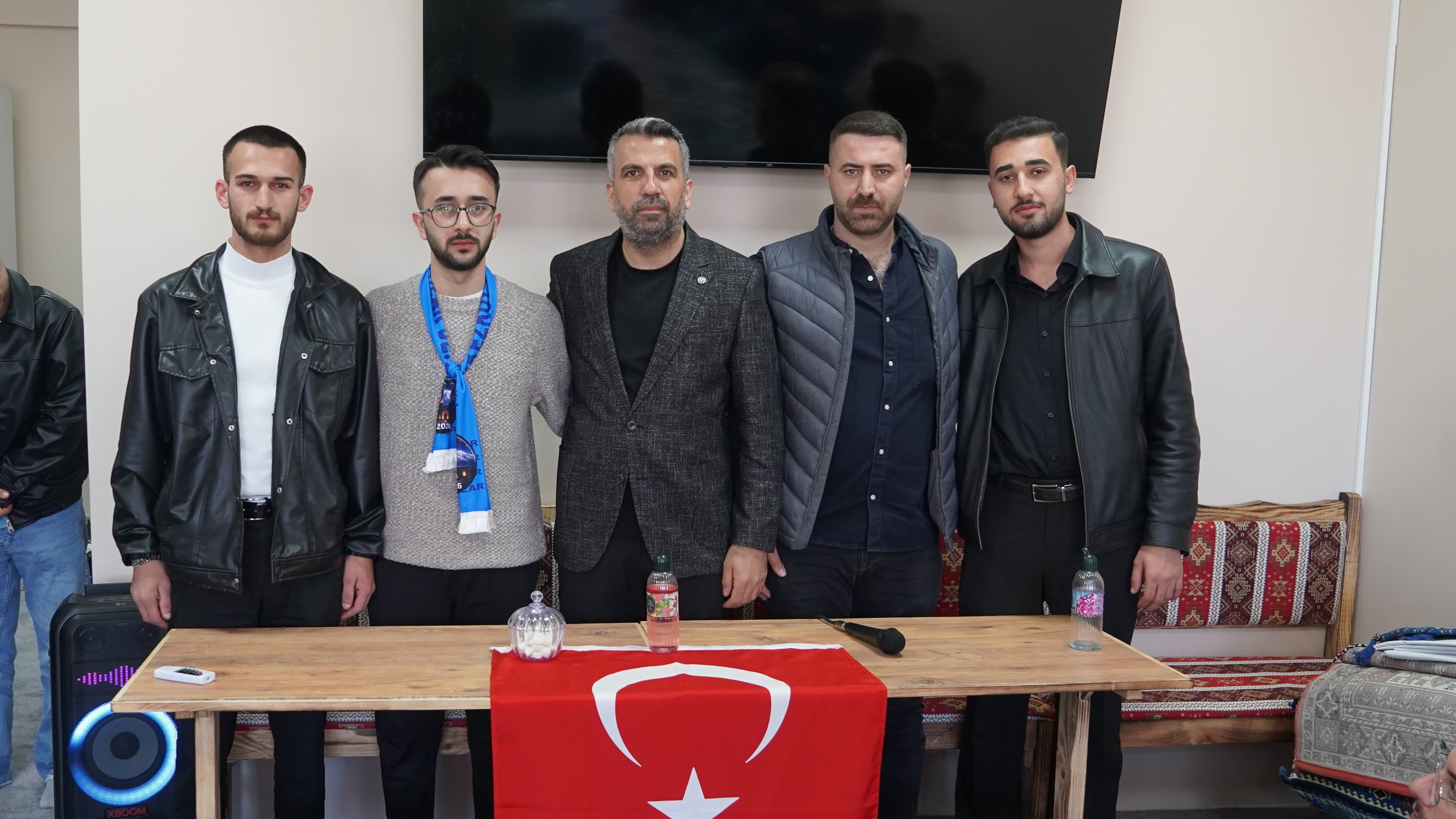 ÇERKEZKÖY ERZURUMLULAR DERNEĞİ GENÇLİK KOLLARI BAŞKANLIĞI ABDÜLKADİR BUKSU’YA EMANET