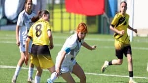 HEYECAN BİR AN OLSUN DÜŞMEDİ