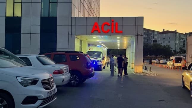 çerkezköy'de bıçaklı kavga