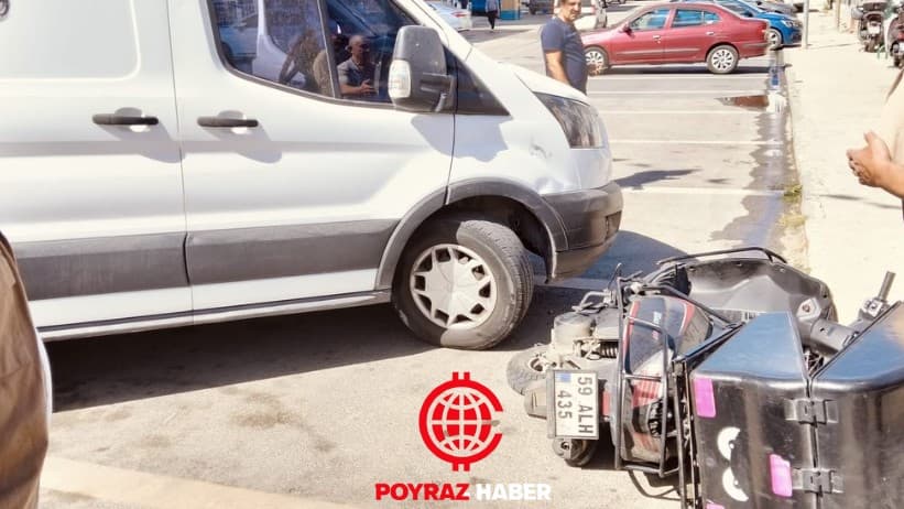 TOKUÇLAR SOKAK’TA TRAFİK KAZASI